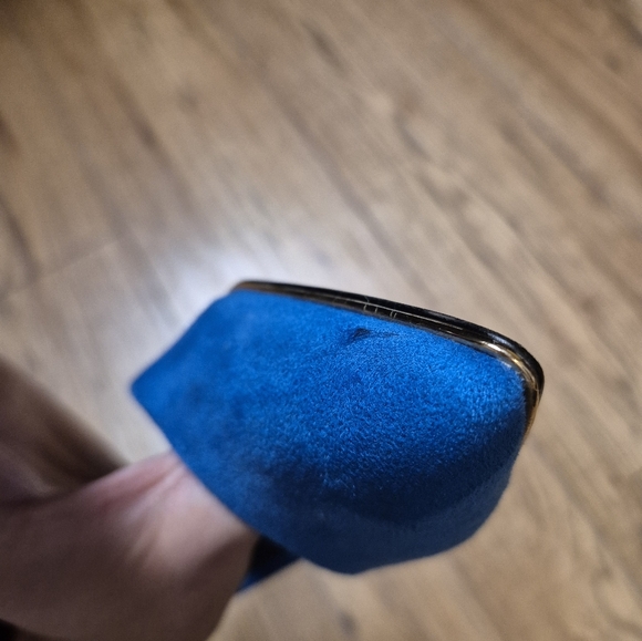 Blue like new Vegan Suede D'orsay heel pump - Picture 9 of 10